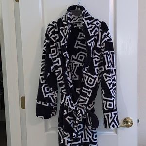 Victoria’s Secret Pink robe